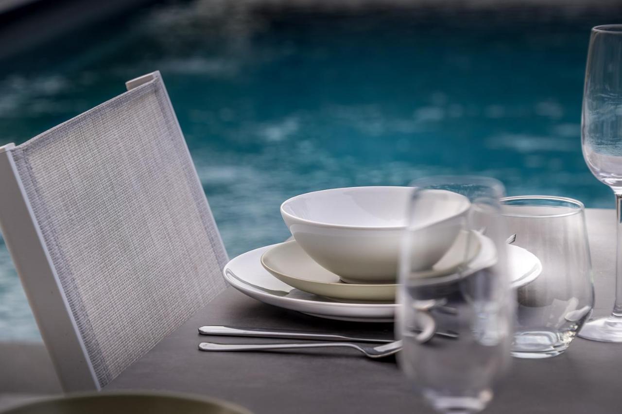 Chez Sabine Et Eric Maison Pour 6 Personnes Avec Piscine Chauffee Andenne Εξωτερικό φωτογραφία