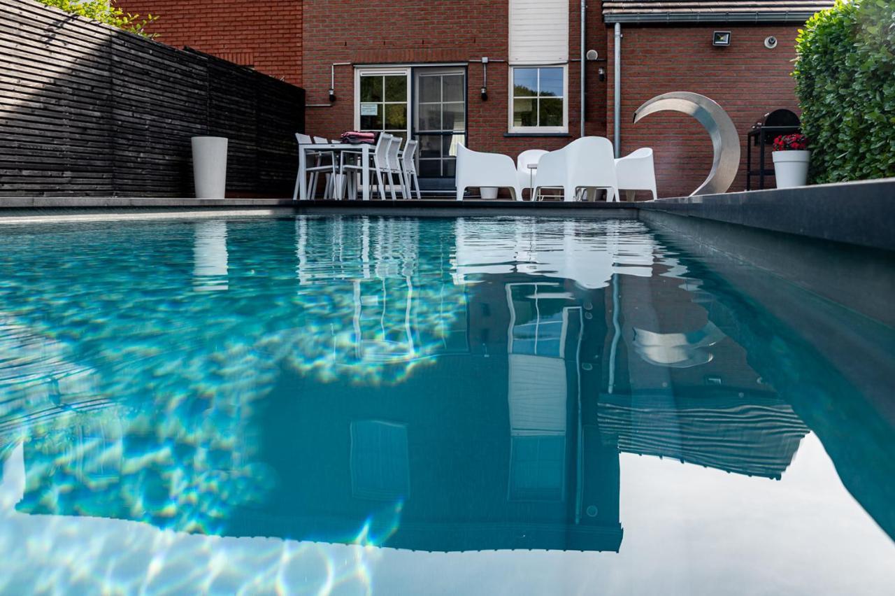 Chez Sabine Et Eric Maison Pour 6 Personnes Avec Piscine Chauffee Andenne Εξωτερικό φωτογραφία